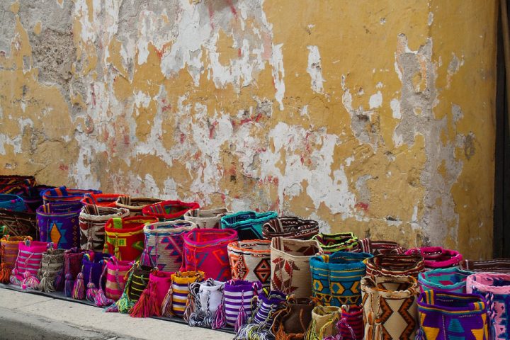 ca013-cartagena-colombia-textiles_pixabay