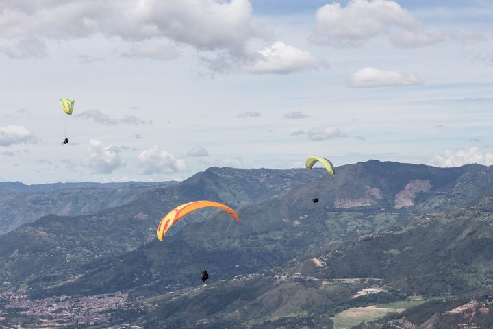 m26-paragliding-adventure_scarebet_pixabay